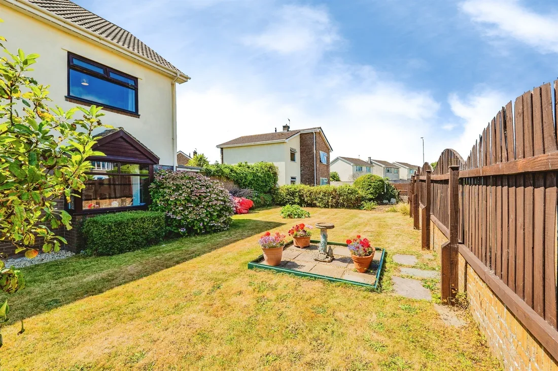 Property photo 25