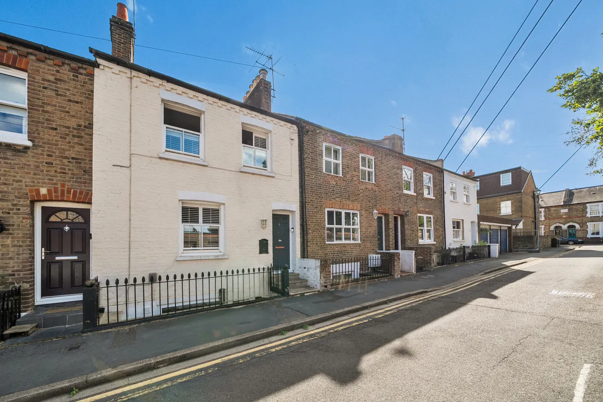 Dagmar Road, Windsor, SL4 photo 13