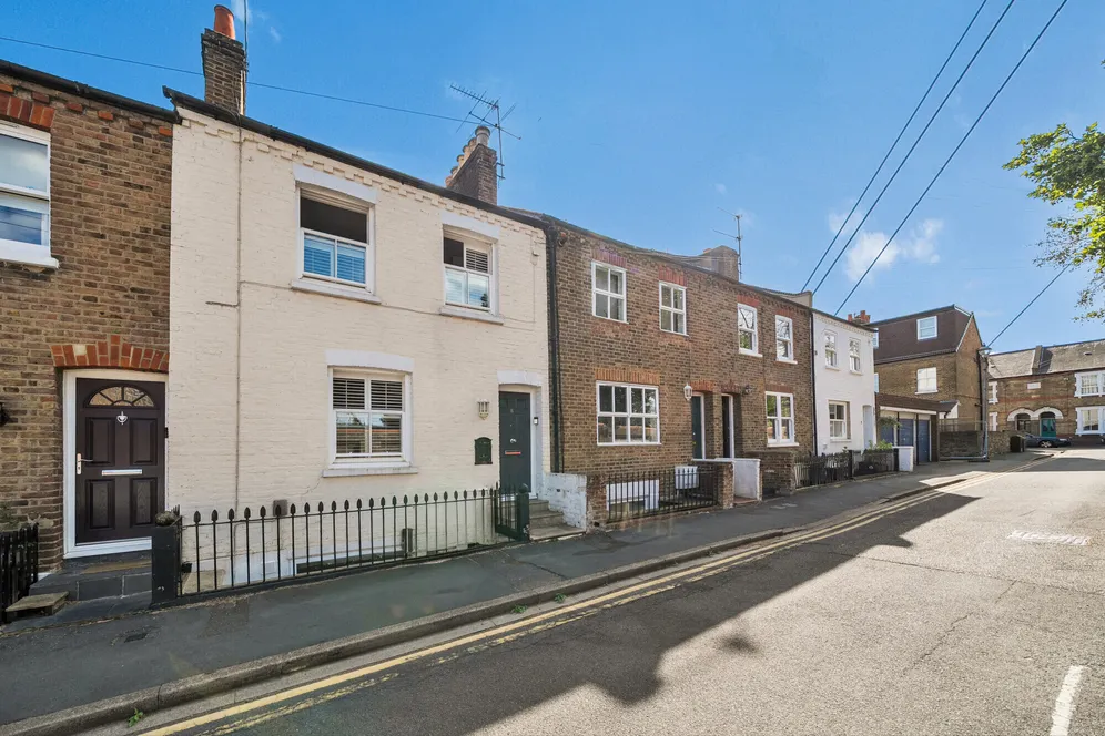 Dagmar Road, Windsor, SL4 photo 13