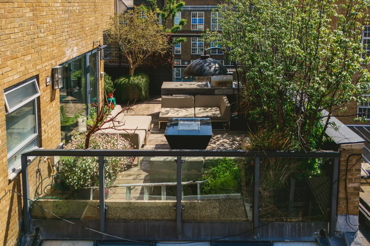 York Way, London, N7 photo 2