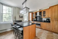 High Street, Esher, KT10 photo 2