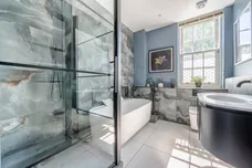 High Street, Esher, KT10 photo 6