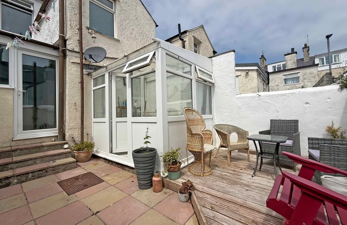 Roland Street, Holyhead, Isle of Anglesey, LL65