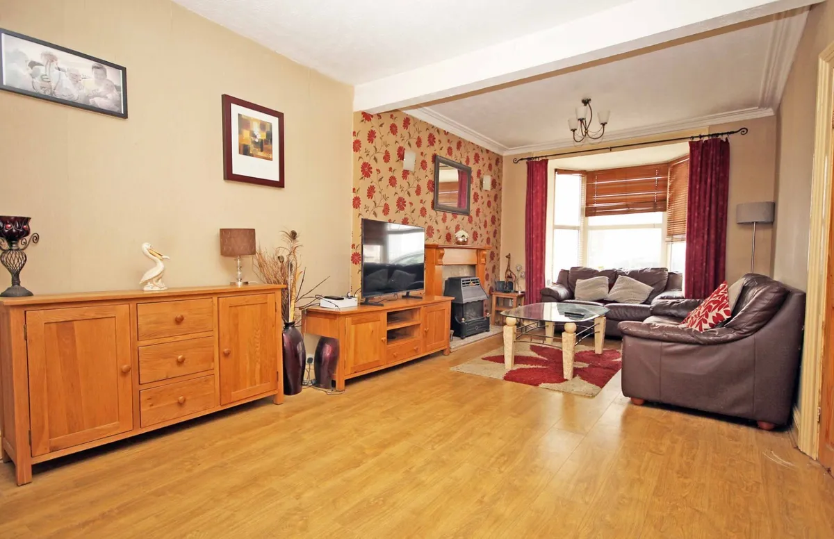 Roland Street, Holyhead, Isle of Anglesey, LL65
