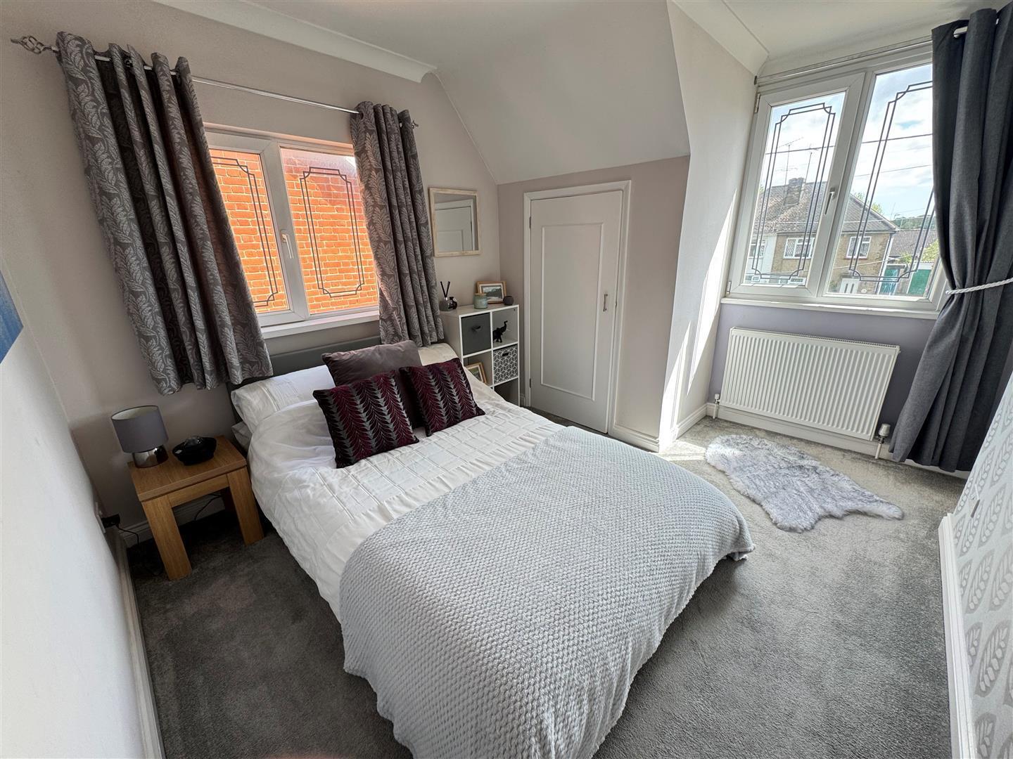 Greensward Lane, Hockley Image 12