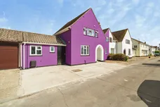 Oak Crescent, EYE
