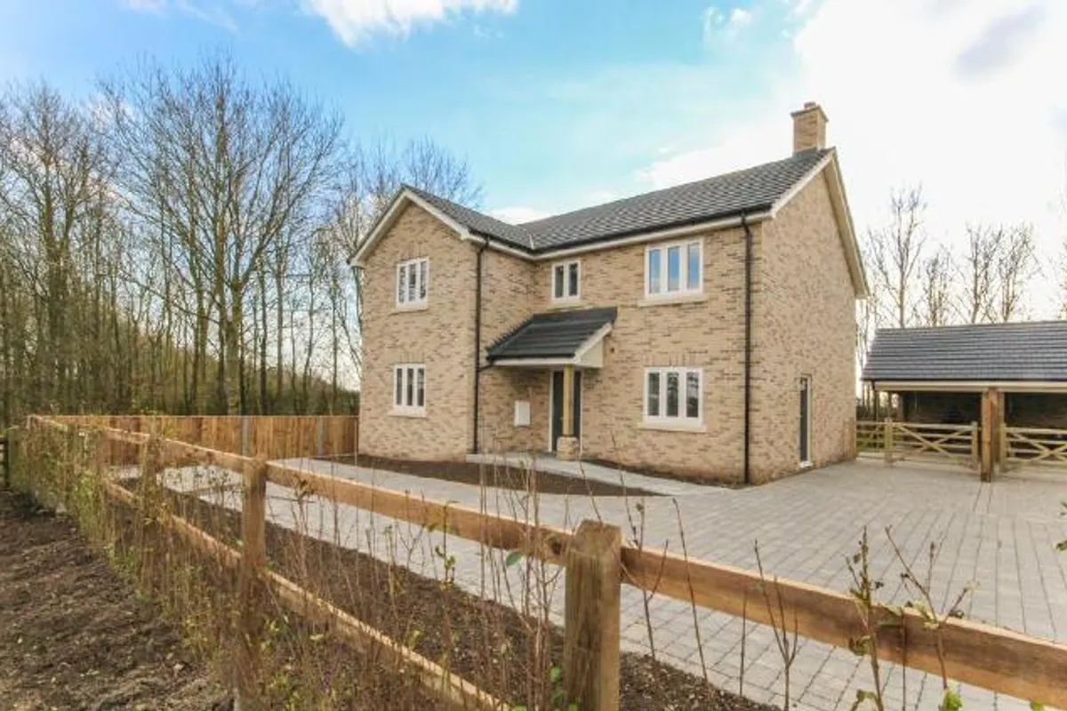 Kirtling Road, Saxon Street, NEWMARKET