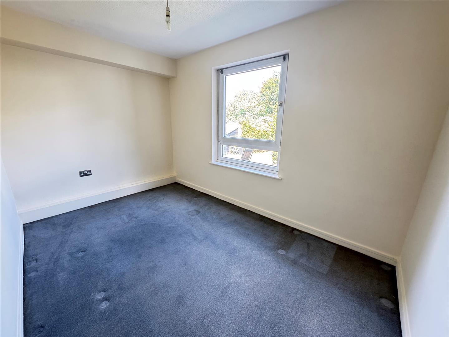 Uplands Park Road, Rayleigh Image 5