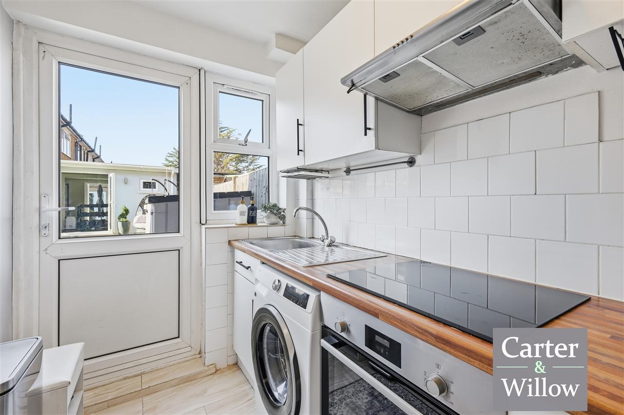 Fanshawe Crescent, Essex Image 9