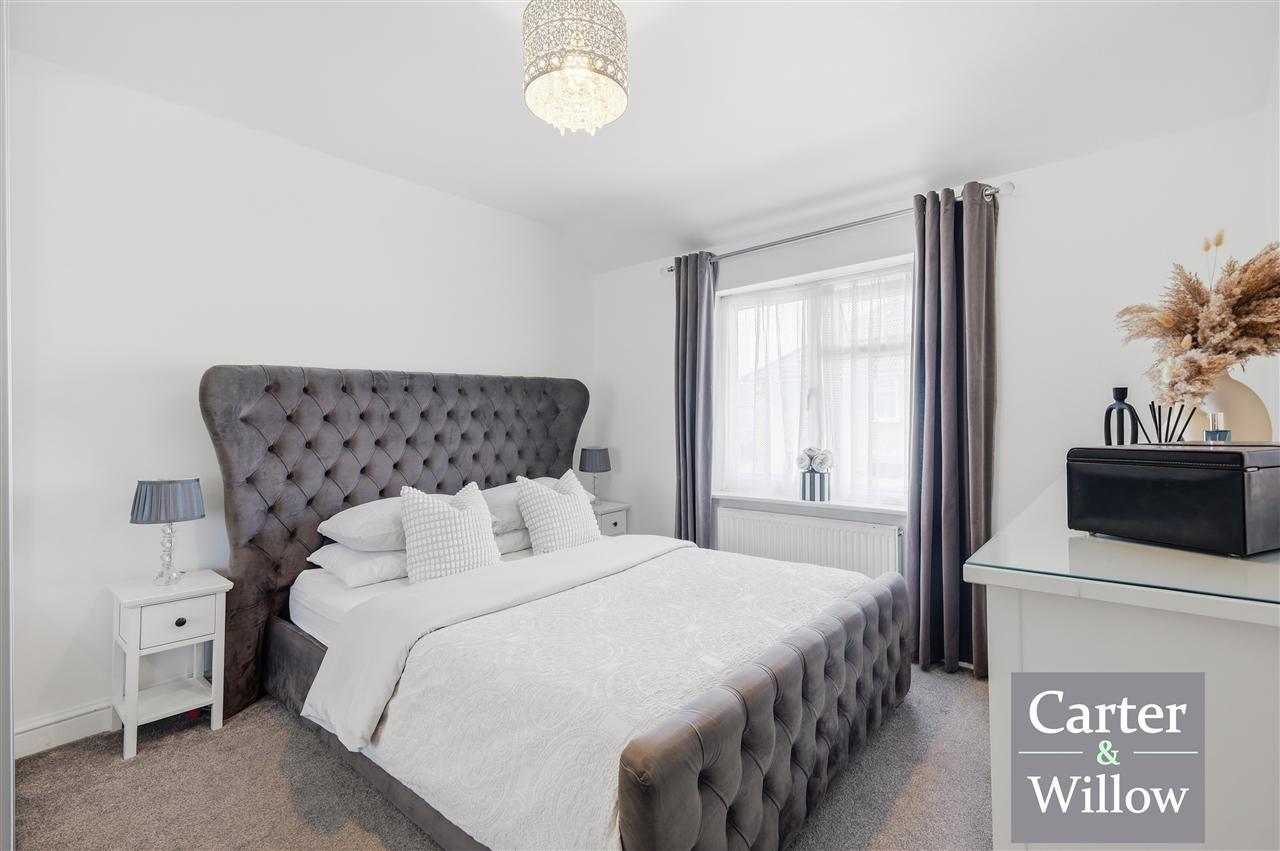 Fanshawe Crescent, Essex Image 11