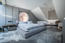 Pembroke Mews London W8 photo 3