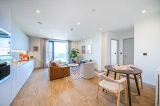 The Eades, 11 Selborne Road London E17 photo 4