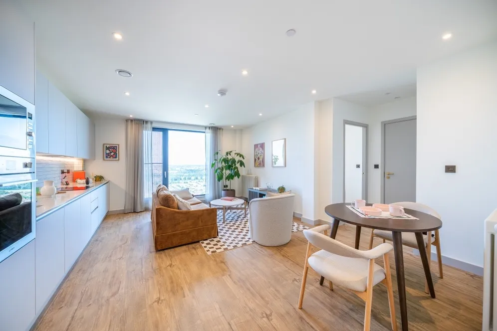 The Eades, 11 Selborne Road London E17 photo 4