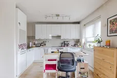 Strathdon Drive London SW17 photo 1