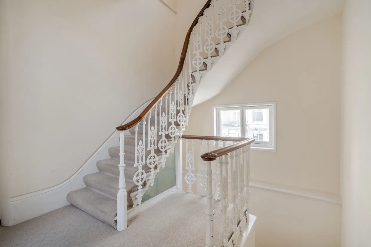 Redcliffe Square Chelsea SW10 photo 7