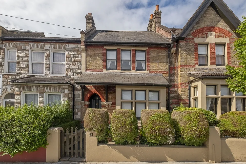 Brightwell Crescent London SW17 photo 11