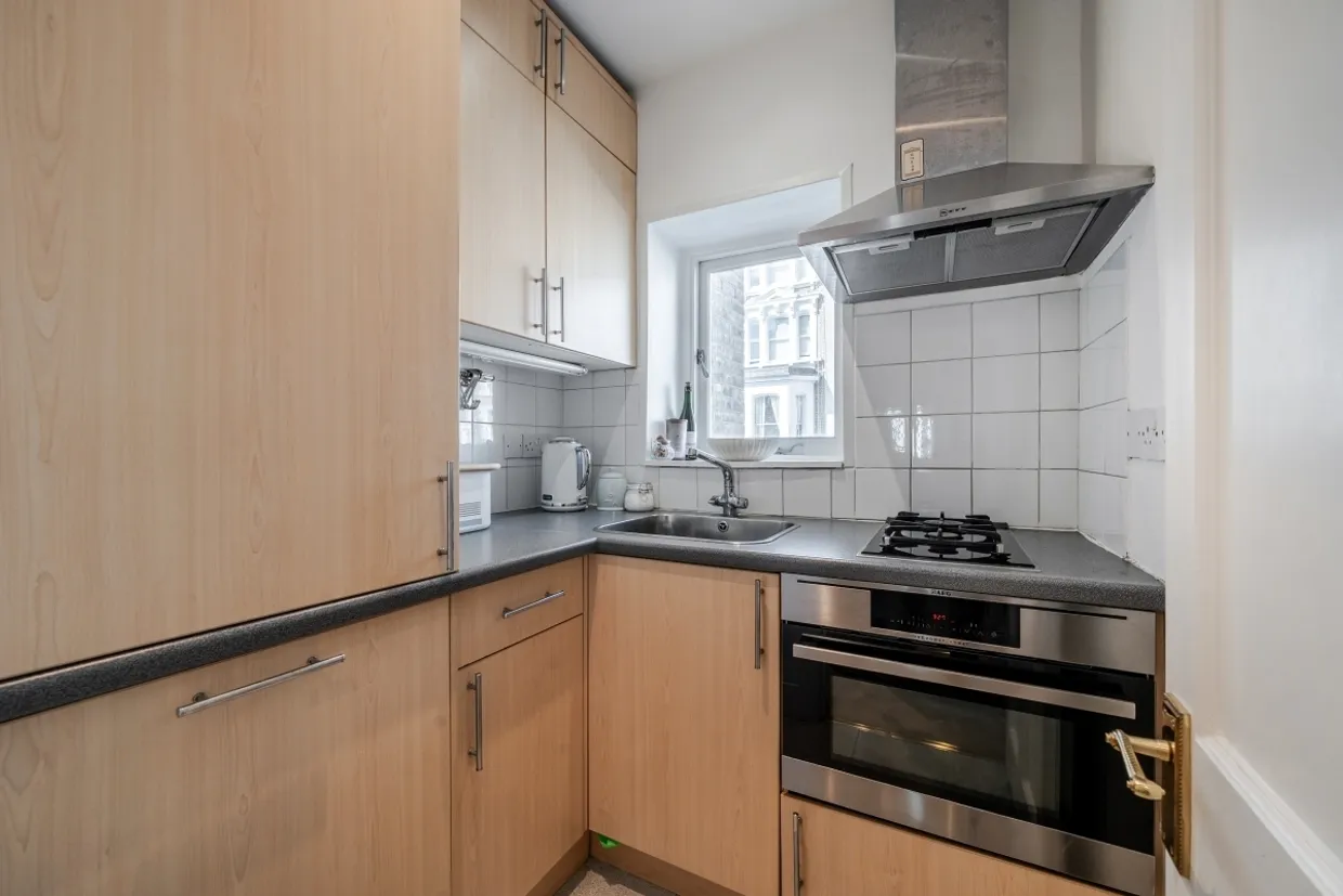 Redcliffe Square Chelsea SW10 photo 13