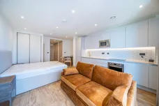 The Eades, 11 Selborne Road London E17 photo 4