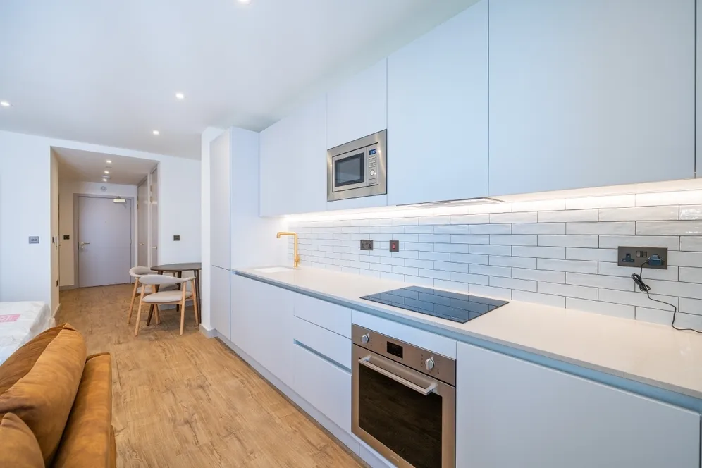 The Eades, 11 Selborne Road London E17 photo 5