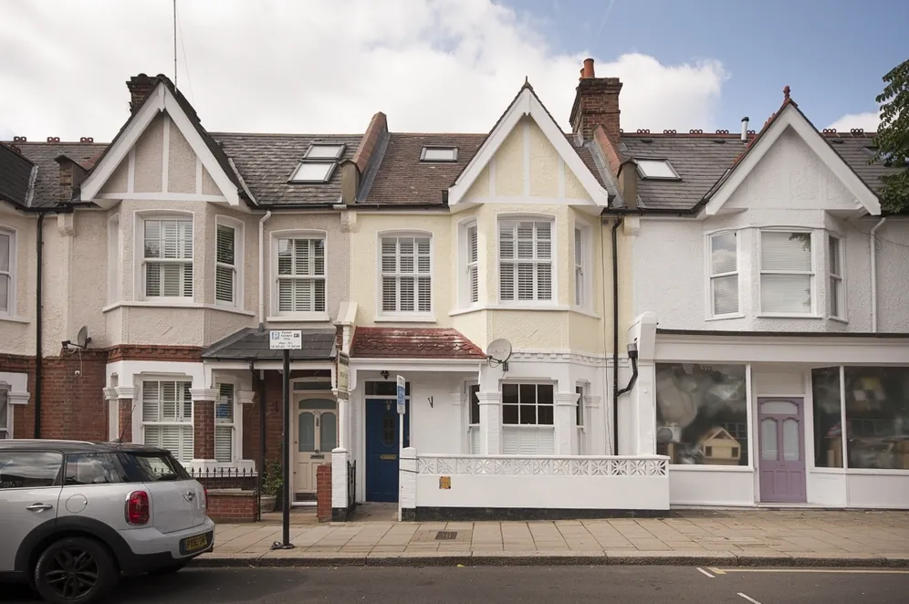 Allfarthing Lane London SW18 photo 12
