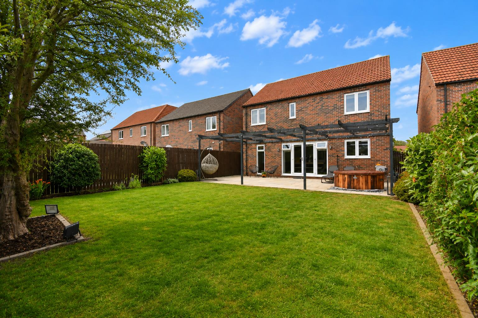 Cape Drive, Anlaby, Hull Image 4