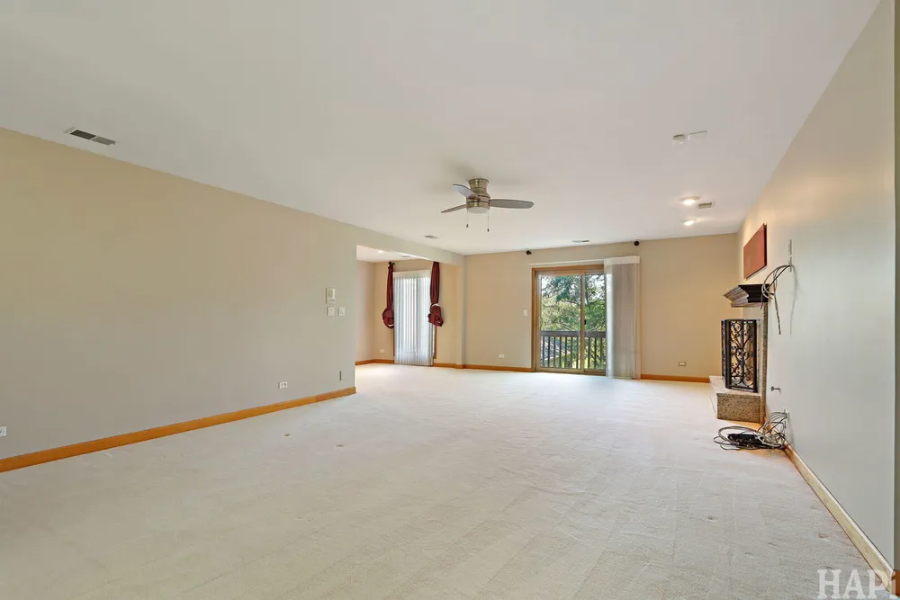 35 Revere Dr, South Barrington, IL 60010