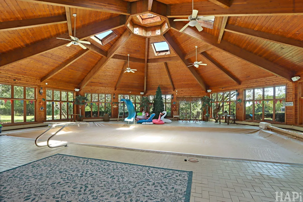 35 Revere Dr, South Barrington, IL 60010