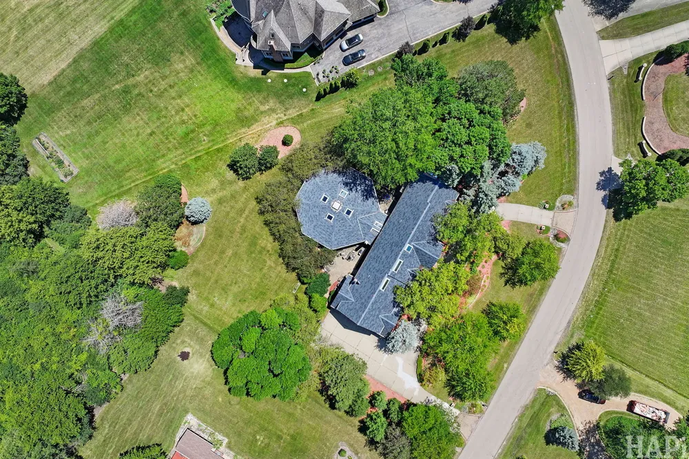 35 Revere Dr, South Barrington, IL 60010