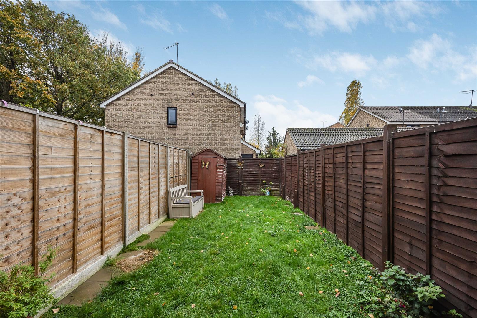 Frogmore Close, Slough Image 10