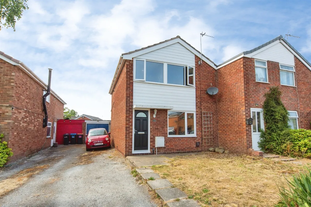 Deansfield Way, Elton, Chester