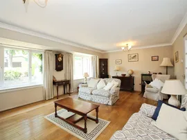 Lynton Close, Sully, Penarth thumb 2