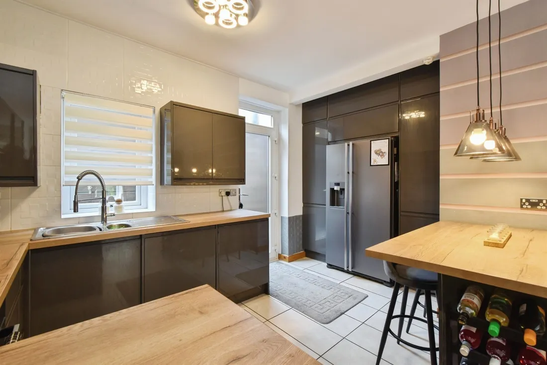 Property photo 28