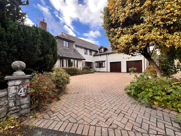 Jackson Close, Rhoose CF62
