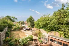Williamson Close, Haslemere, GU27 photo 4