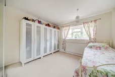 Williamson Close, Haslemere, GU27 photo 13