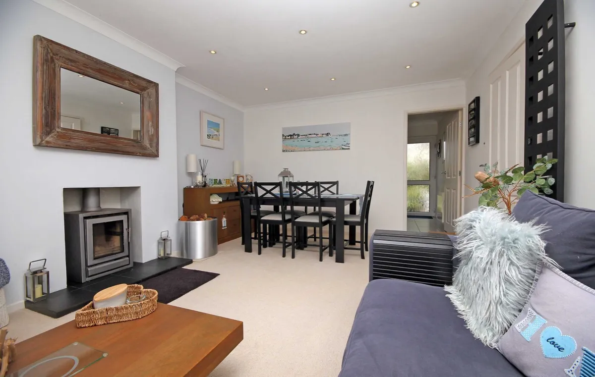 Lon Conwy, Benllech, Tyn-y-Gongl, Isle of Anglesey, LL74