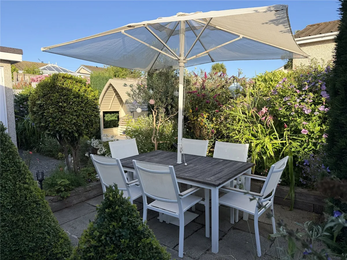 Lon Conwy, Benllech, Tyn-y-Gongl, Isle of Anglesey, LL74