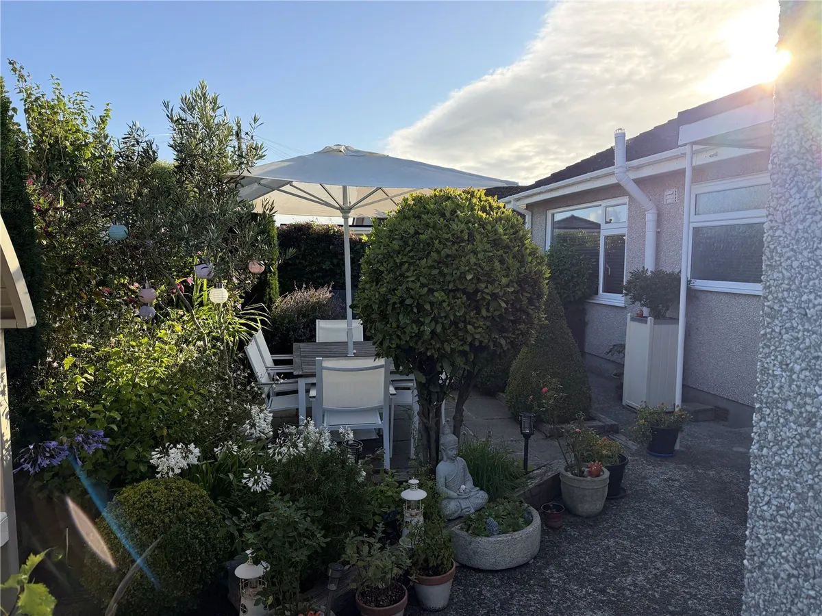 Lon Conwy, Benllech, Tyn-y-Gongl, Isle of Anglesey, LL74