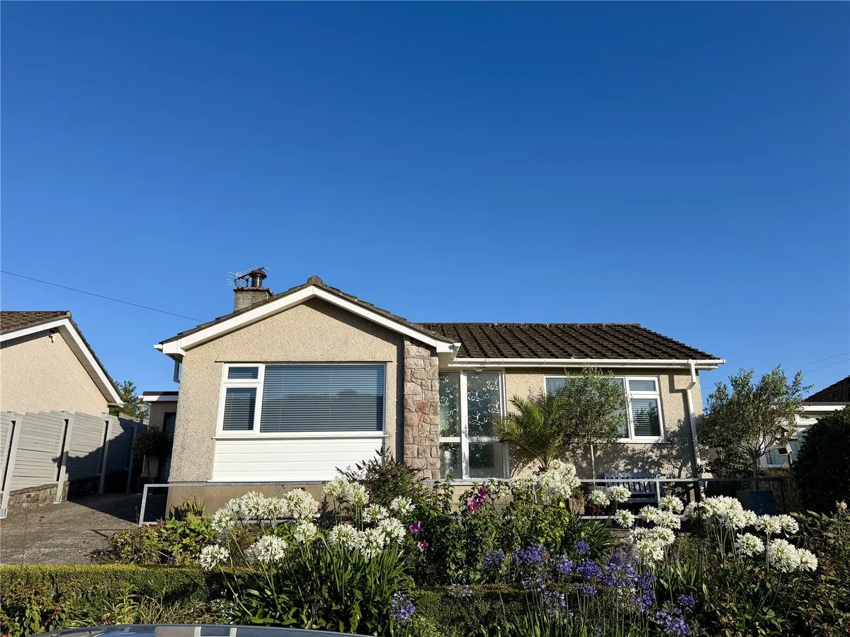 Lon Conwy, Benllech, Tyn-y-Gongl, Isle of Anglesey, LL74