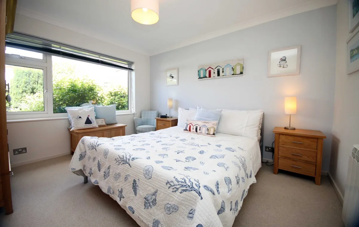 Lon Conwy, Benllech, Tyn-y-Gongl, Isle of Anglesey, LL74