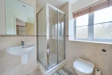 Amerden Lakes Maidenhead SL6 photo 5