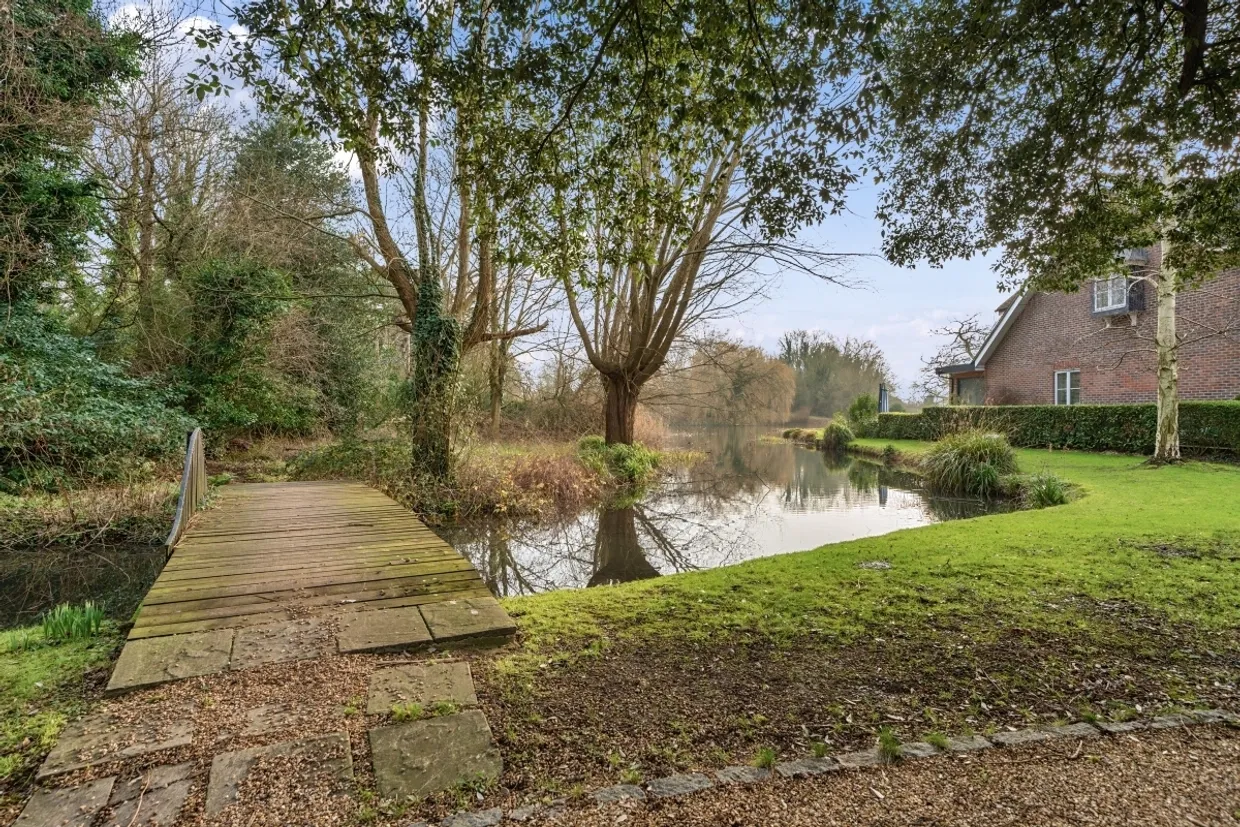 Amerden Lakes Maidenhead SL6 photo 7