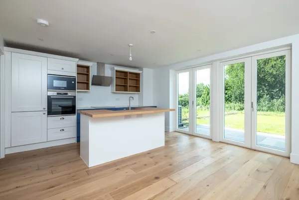 The Orchard, Ardingly Road, RH16 photo 4