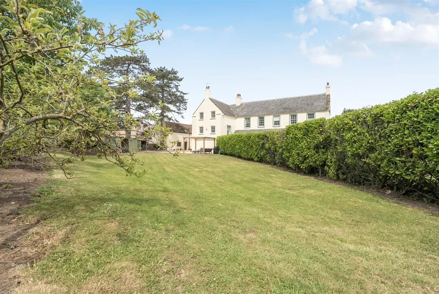 Property Image 19