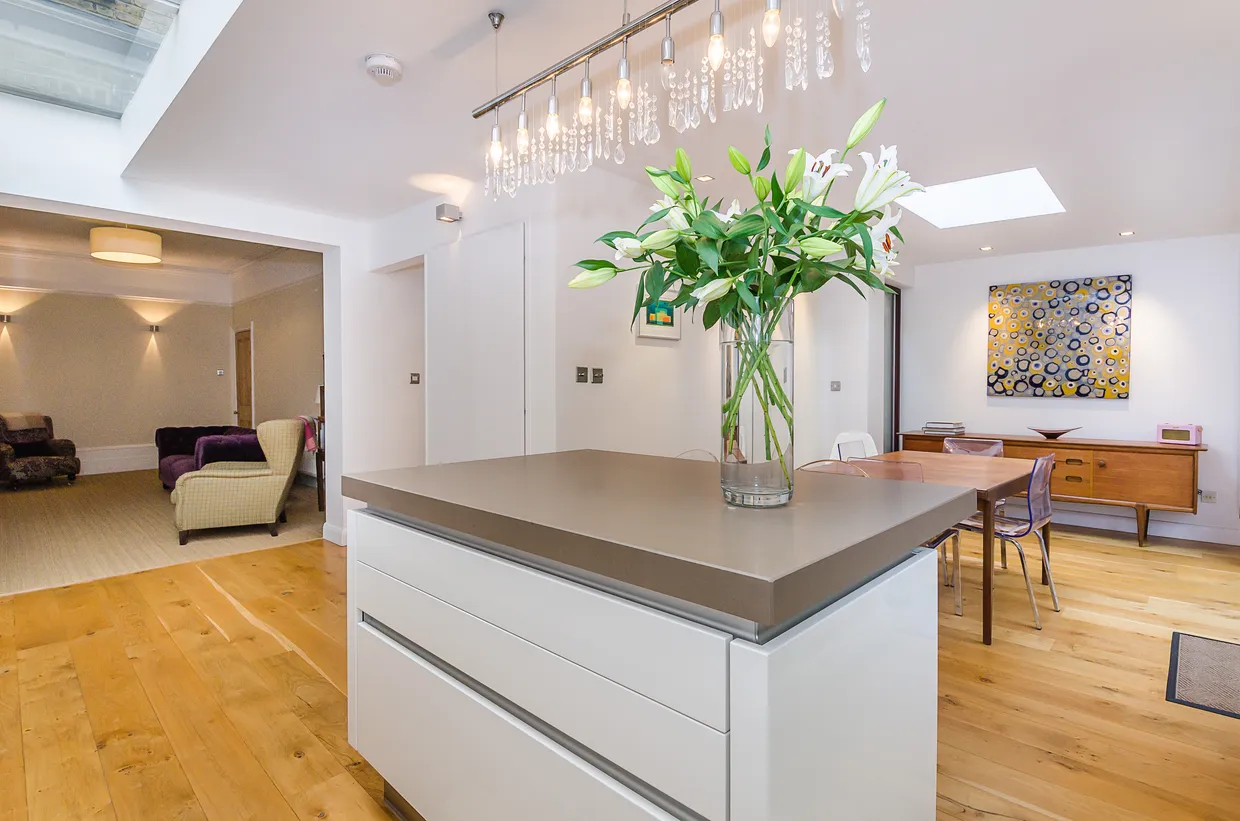 Onslow Road, Richmond, TW10 photo 3