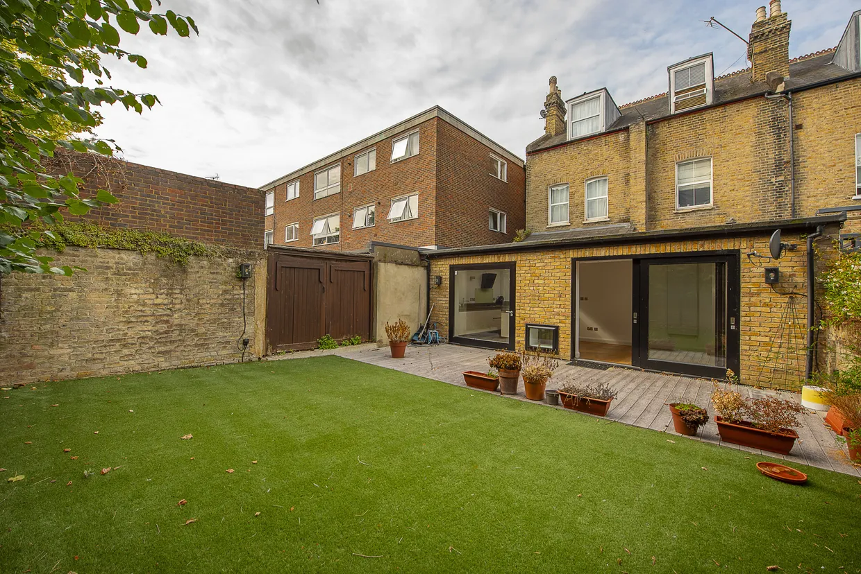 Onslow Road, Richmond, TW10 photo 13