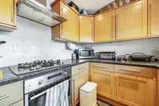 Horseshoe Close, London, E14 photo 11