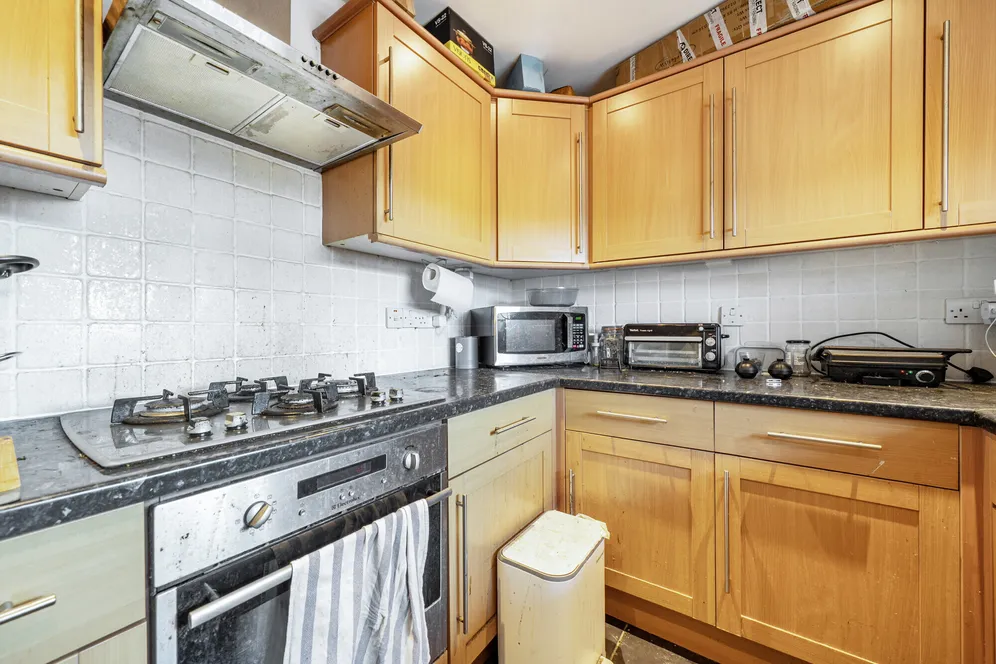 Horseshoe Close, London, E14 photo 11