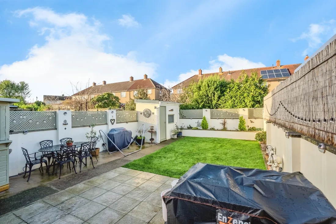 Property photo 33