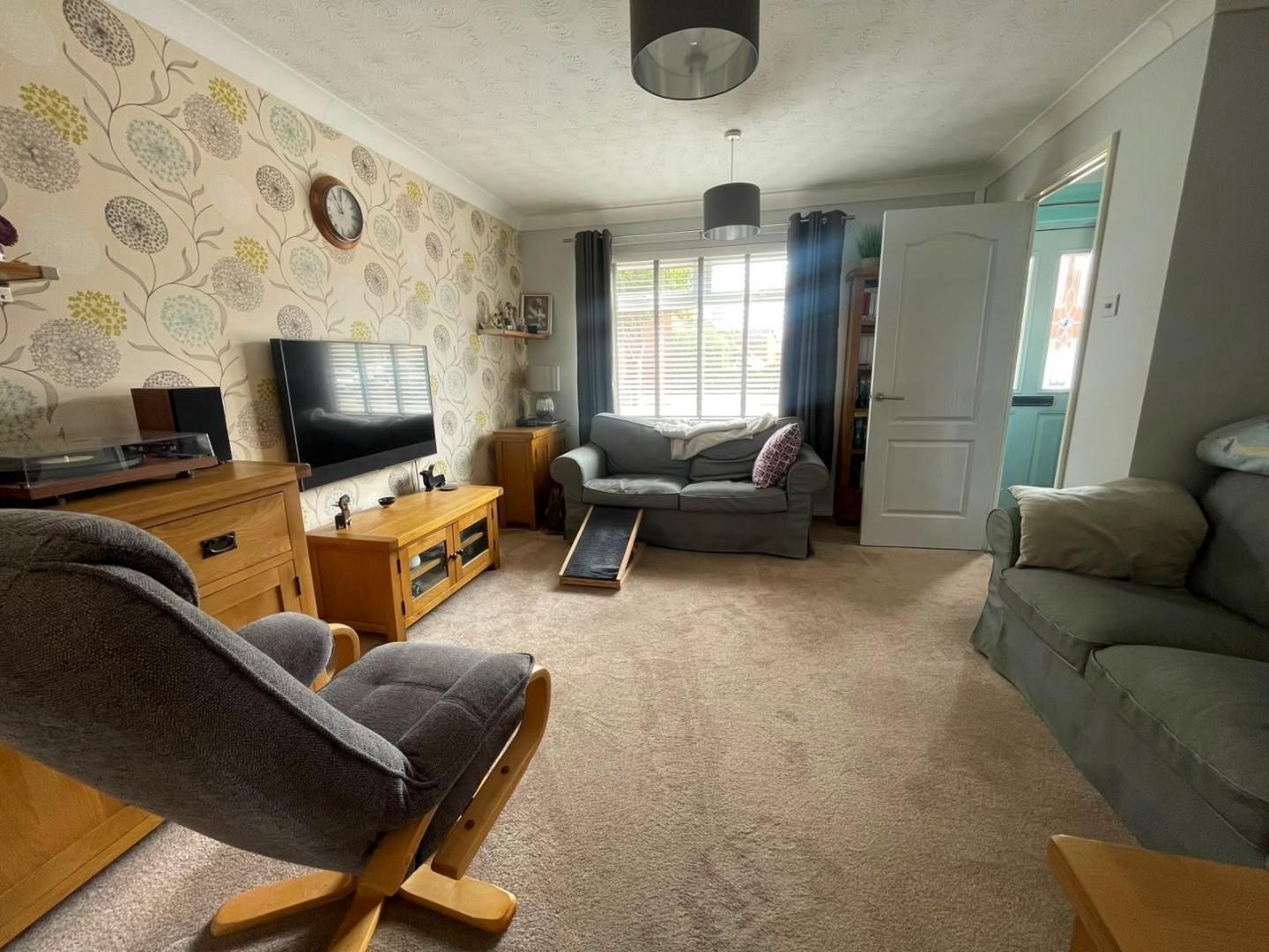 Tate Grove, Hardingstone, Northampton Image 4